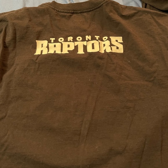 Raptors Long Sleeve size L - Picture 5 of 8
